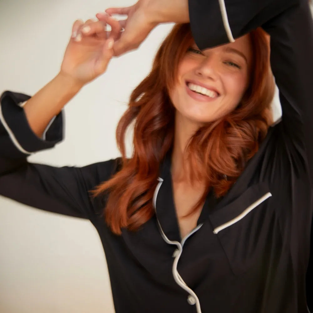 GET COMFORTABLE WITH INVESTING (in loungewear)