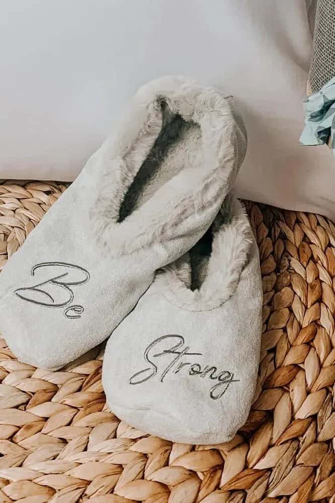 Be Strong Footsies - Faceplant Dreams